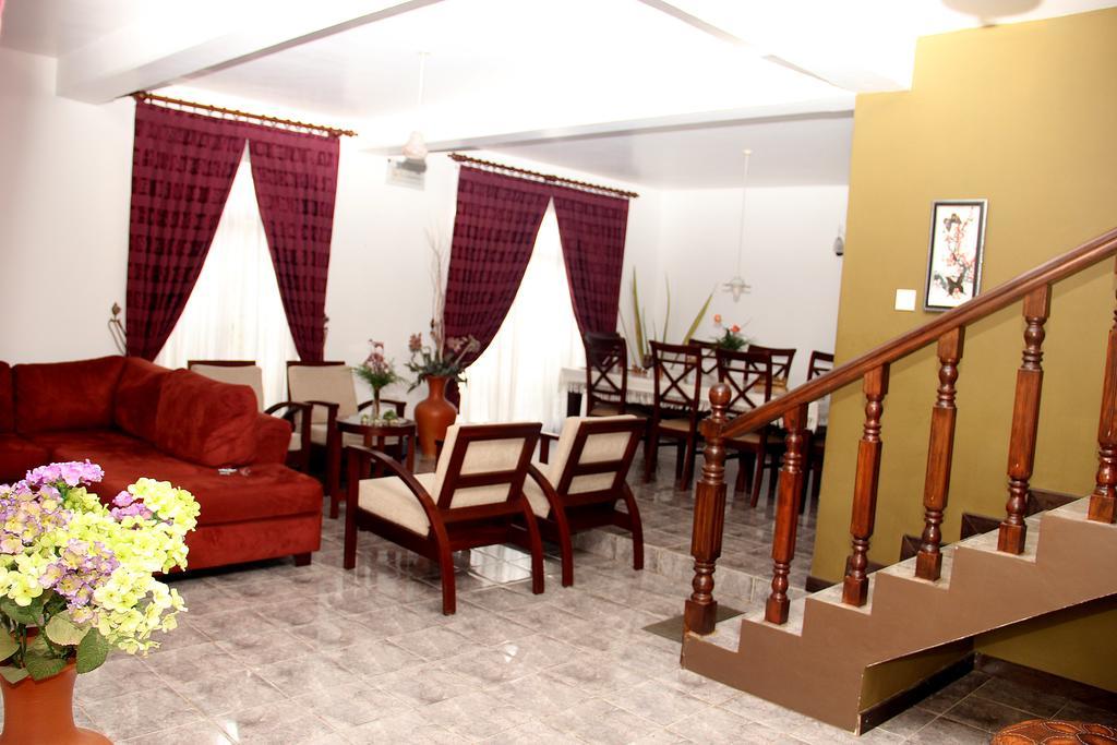 Perera Homestay Nuwara Eliya Bagian luar foto