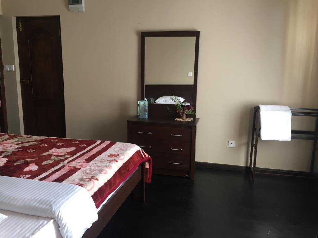Perera Homestay Nuwara Eliya Bagian luar foto